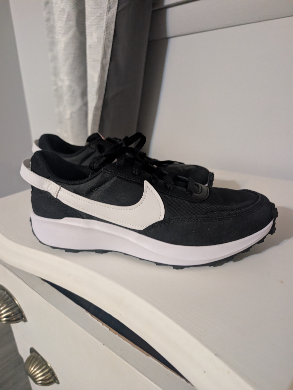 Nike Women's Black and White Retro-Style Sneakers